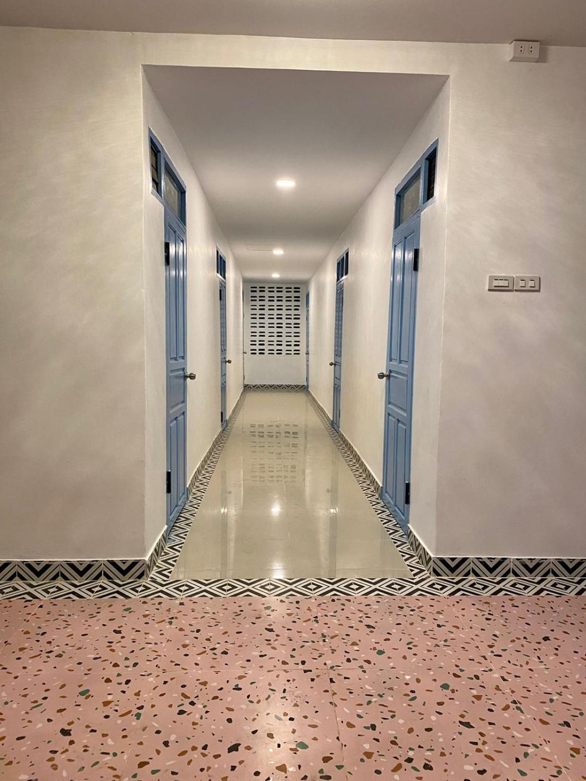 B2 Hotel Саваннакхет Экстерьер фото